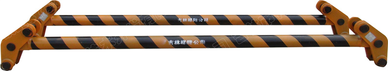 起重机支撑梁.jpg