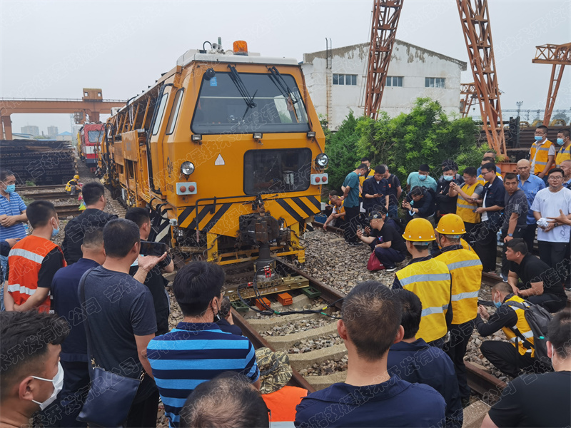 大型养路机械，液压救援起复16.jpg