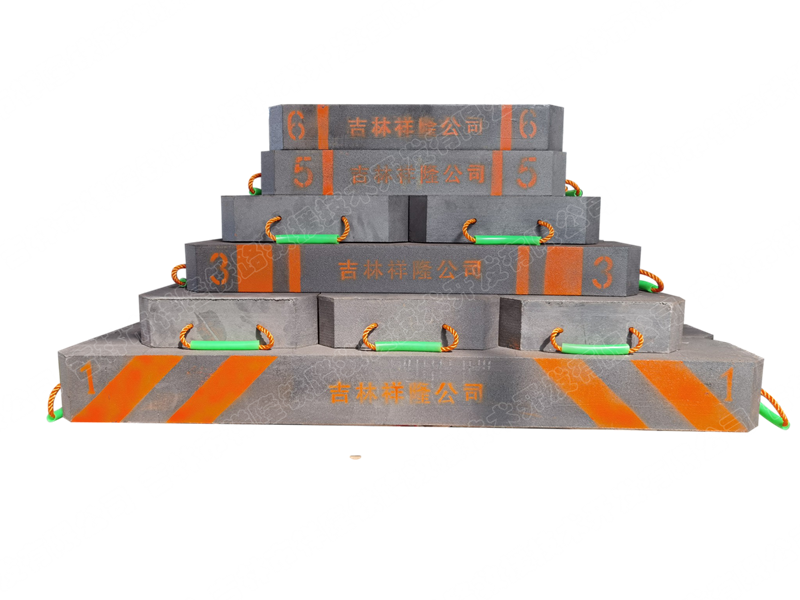 16.FX组合式起重机支腿垫块DK-FH735.png